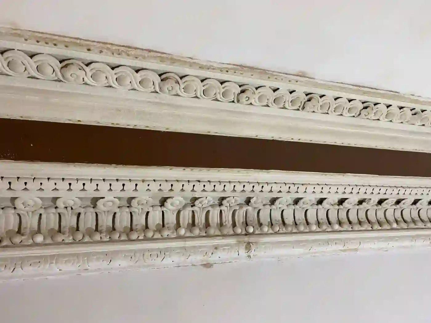 Gallery image for Cornice repair and ceiling rose installation in Finnieston, Glasgow